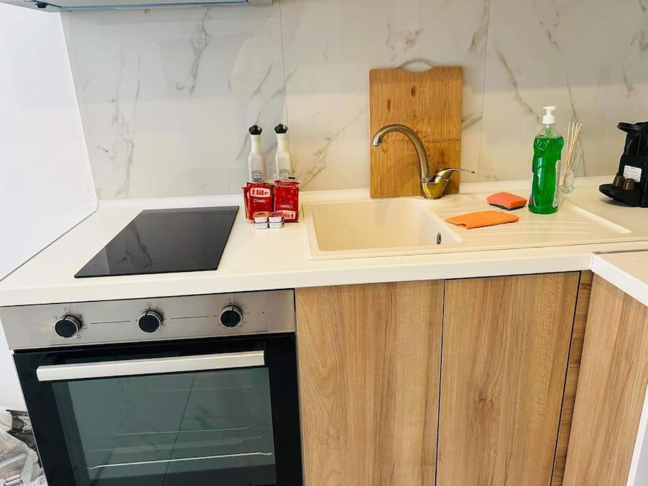 Luxury No4 Apartment In Ladadika 테살로니키 외부 사진